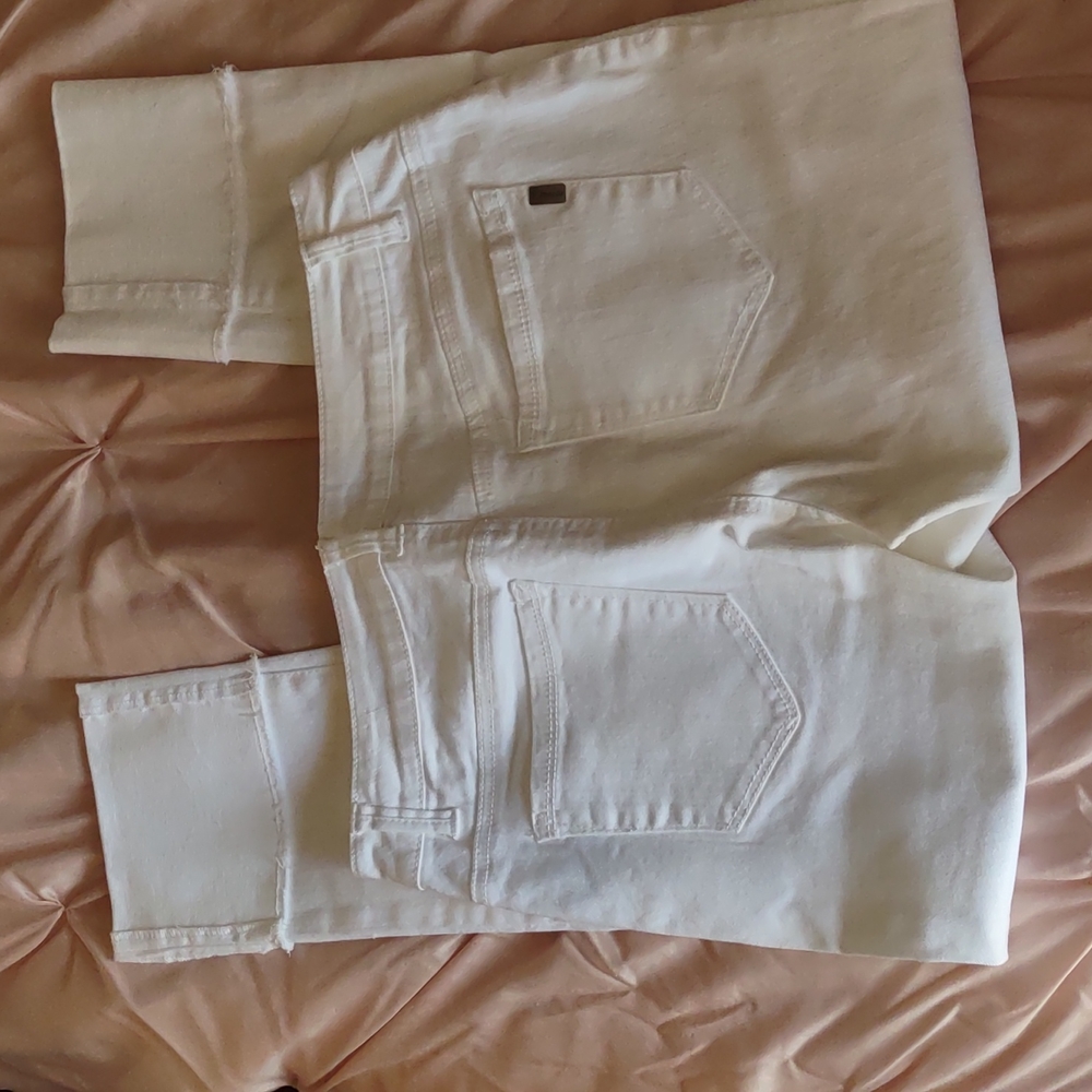Cuffed Crop white denim pants